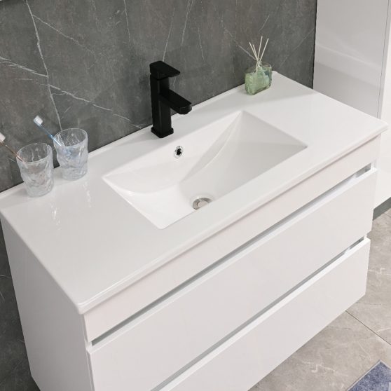 Cube 100 fürdőszoba bútor magasfényű fehér